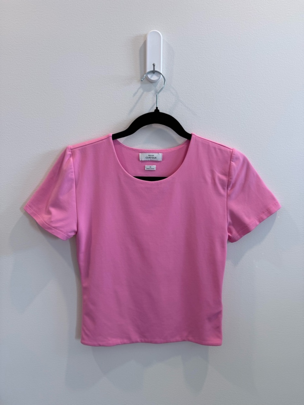 Babaton Contour Crewneck Top size Medium Closet Staple Minimalist Girlie